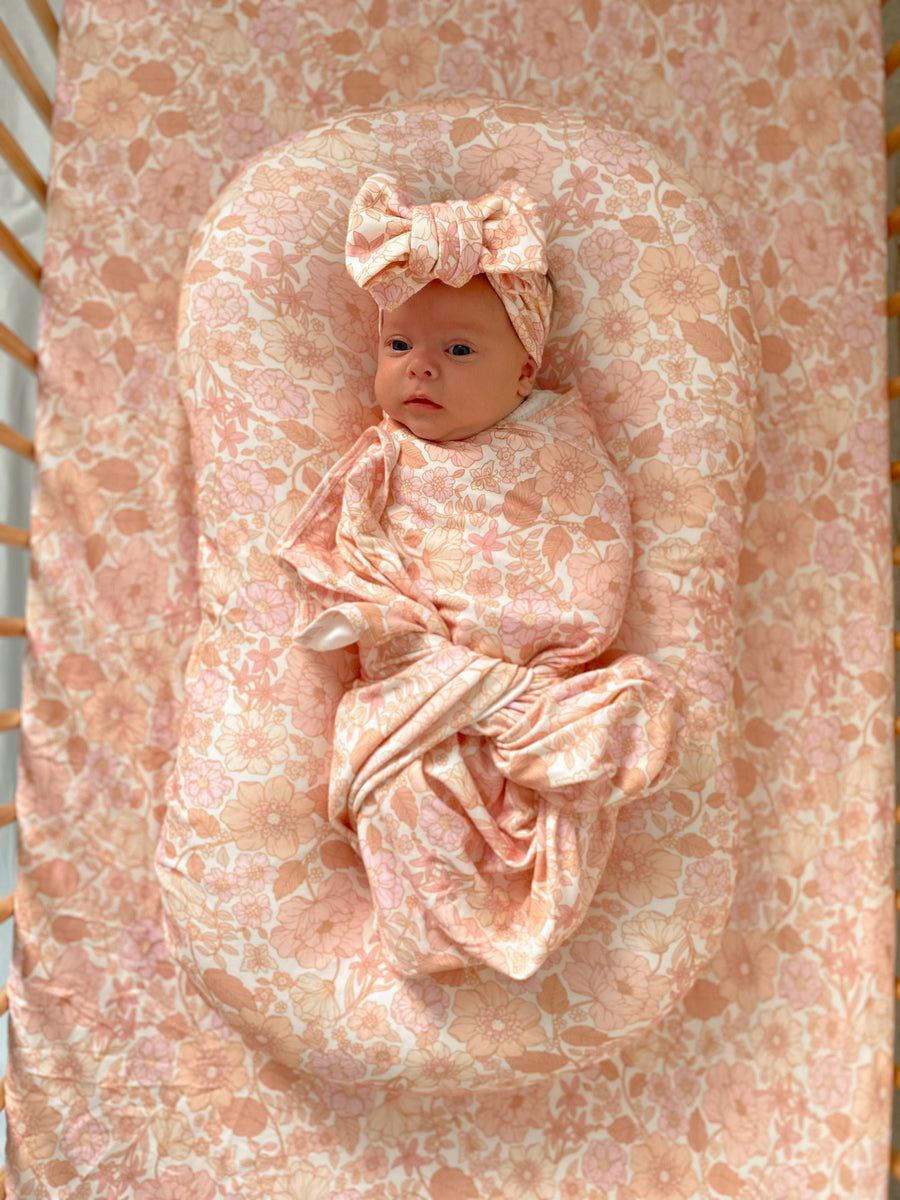 IVY - STRETCH SWADDLE |Shipping within Australia Only