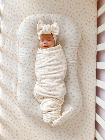 LOTTIE - STRETCH SWADDLE - Shipping to Australia Only